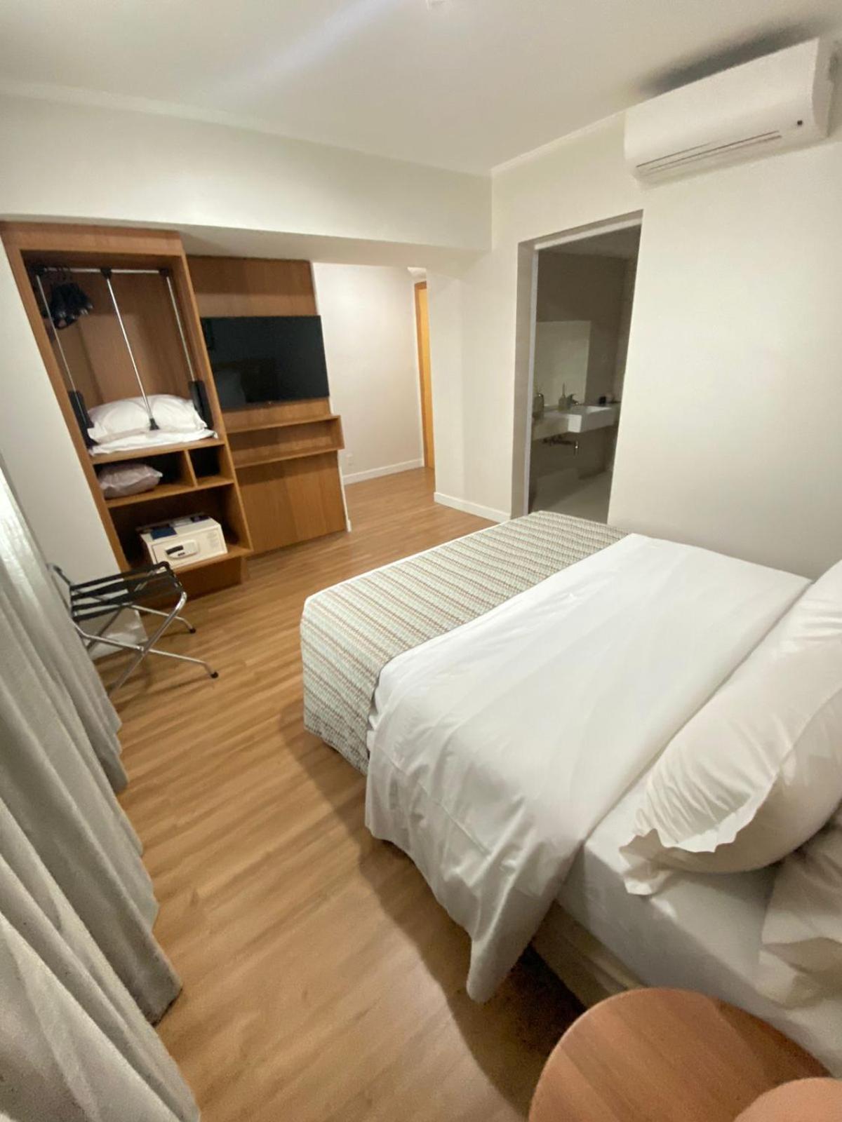 Oitis Hotel Goiânia Buitenkant foto