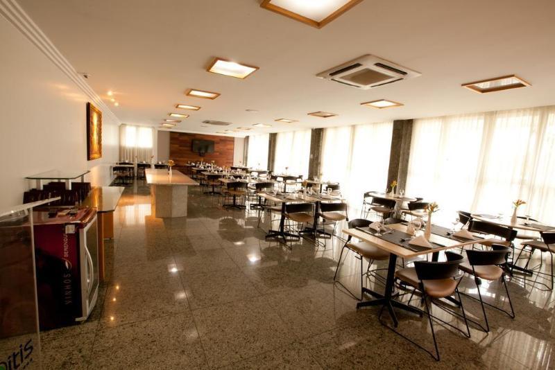 Oitis Hotel Goiânia Buitenkant foto